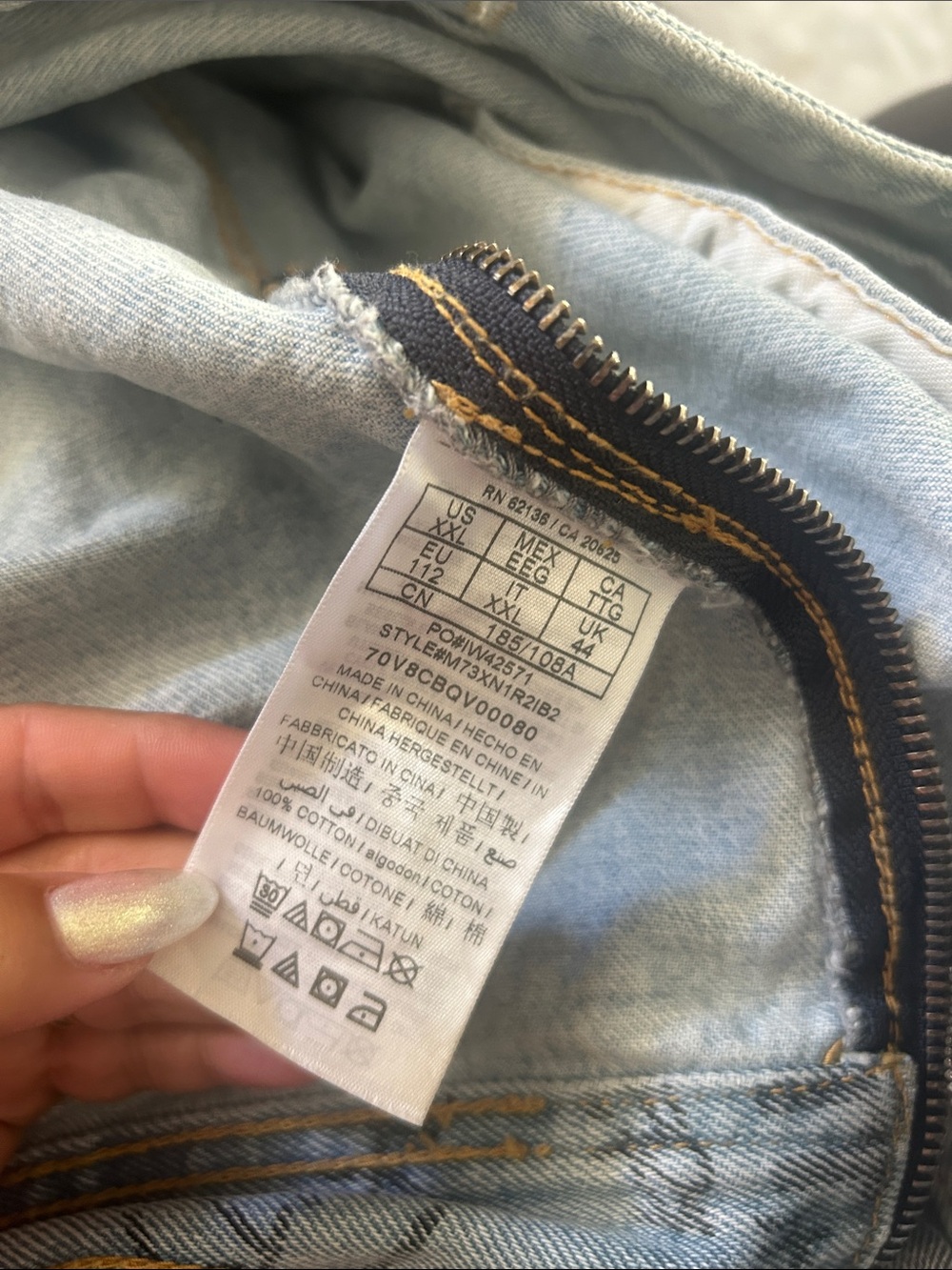 Guess Vintage Men’s Light Blue All Over Graffiti Oversized Denim Jacket Sz XXL - Picture 12 of 15
